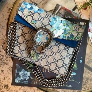 GUCCI DIONYSUS GG BLOOMS MINI BLUE SUEDE